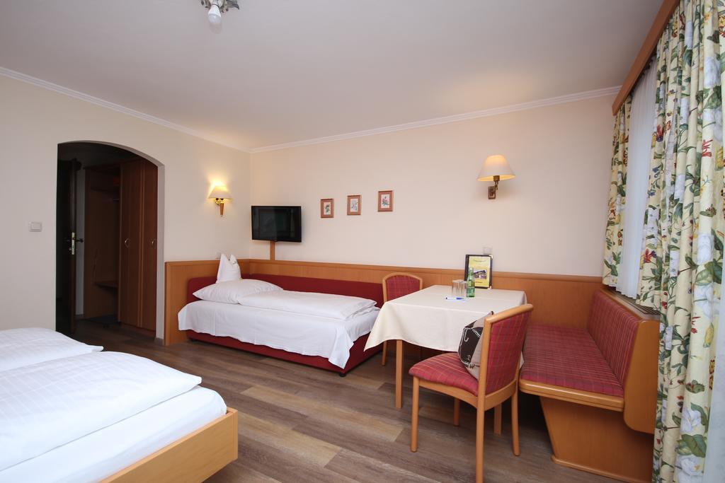Hotel-Garni Schernthaner Sankt Gilgen Exteriér fotografie