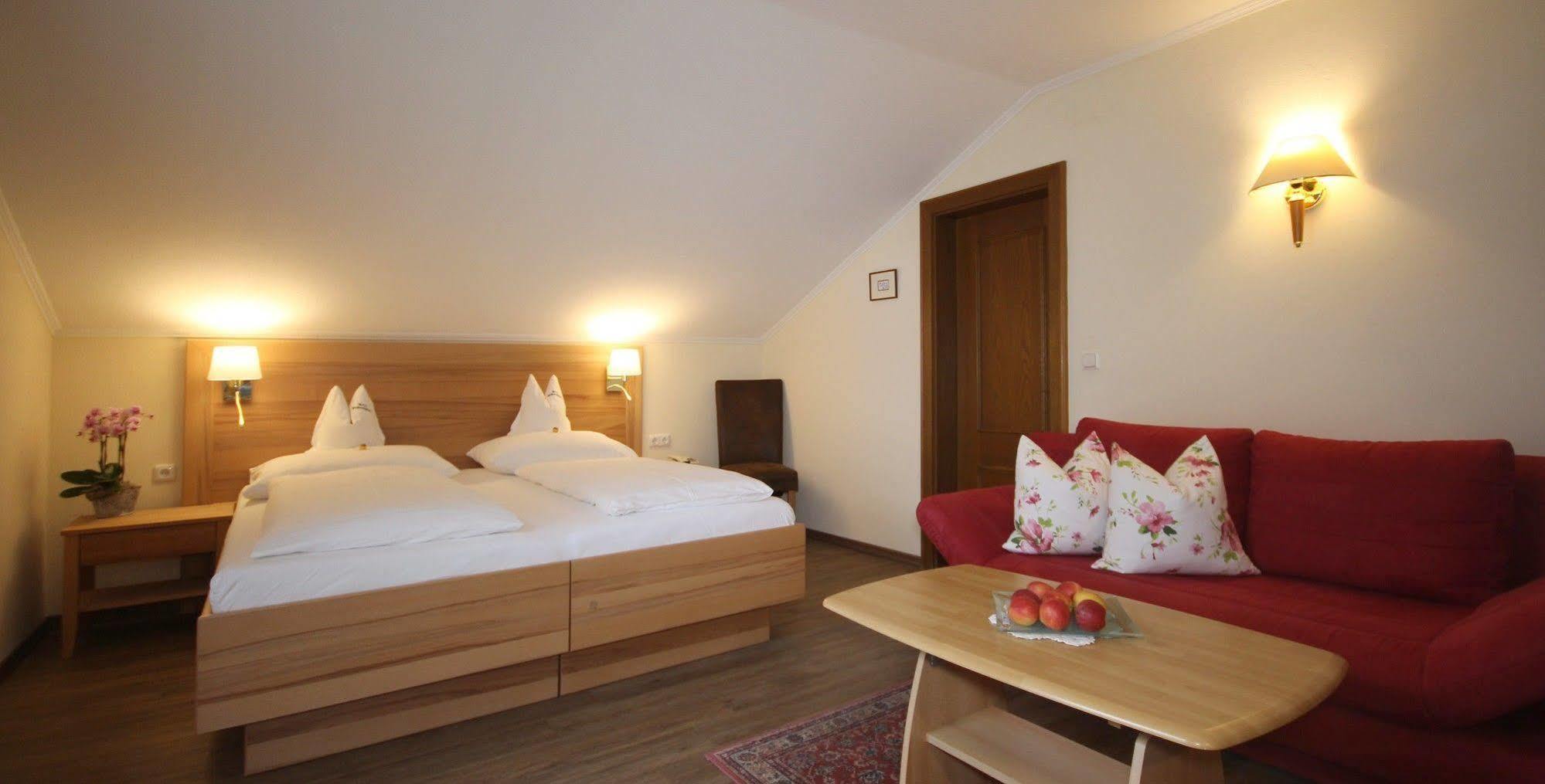 Hotel-Garni Schernthaner Sankt Gilgen Exteriér fotografie